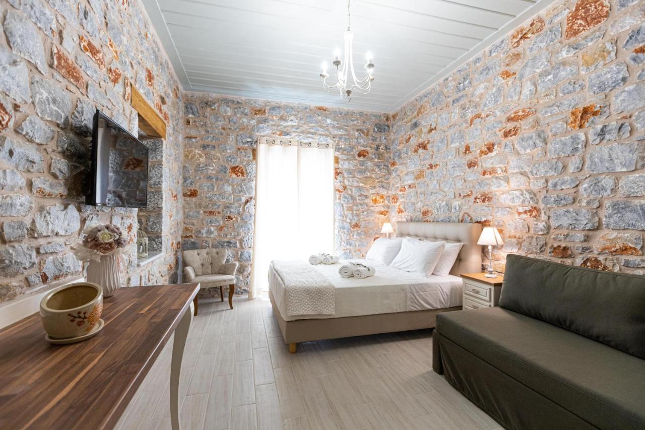 Elaianthos 2 Aparthotel Gytheio Exteriör bild