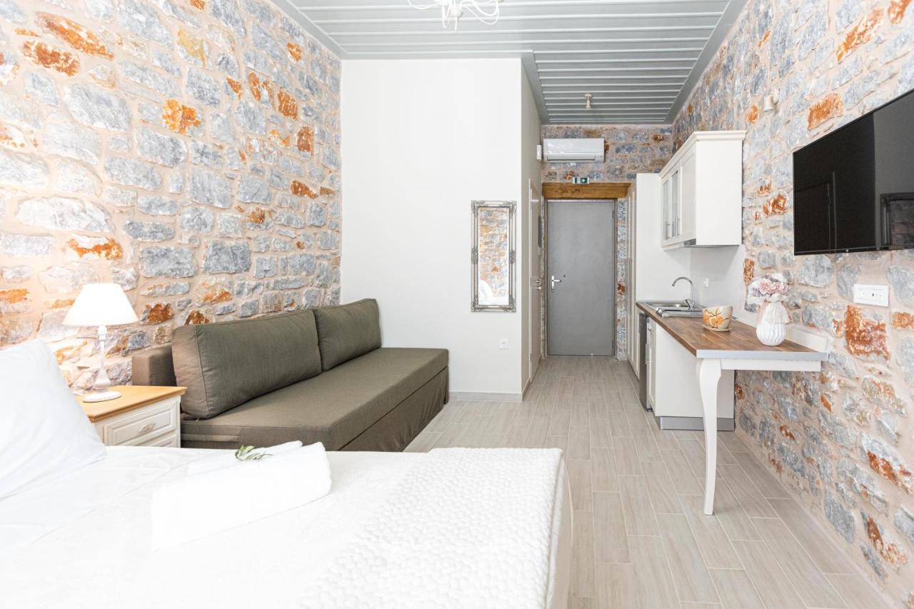 Elaianthos 2 Aparthotel Gytheio Exteriör bild