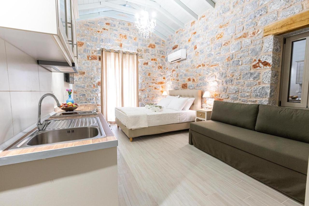 Elaianthos 2 Aparthotel Gytheio Exteriör bild